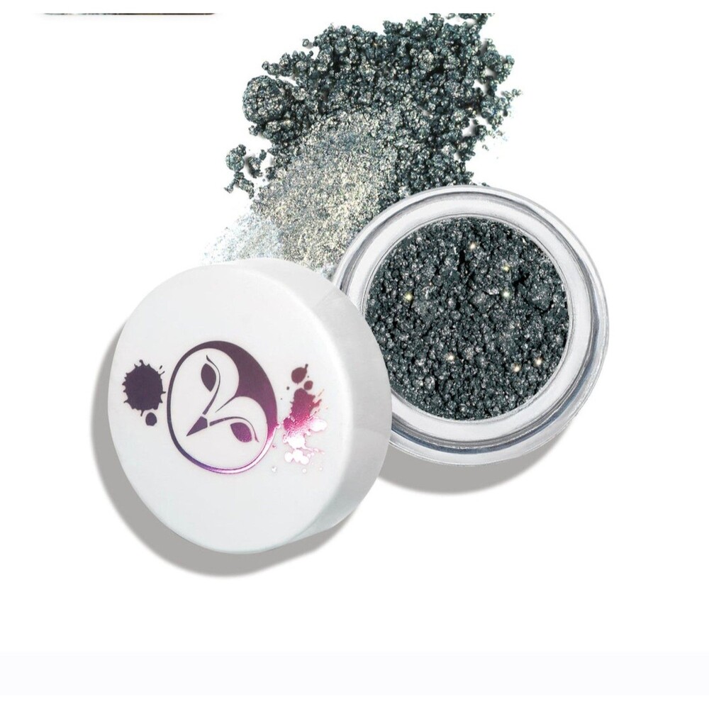 Hank & Henry Fingr Foilz Loose Eyeshadow- "Trash Panda"